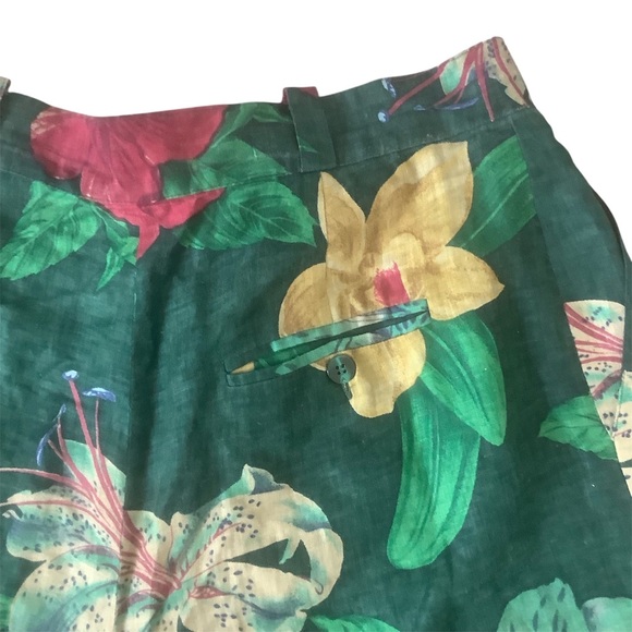 Jones New York 100% Linen Hawaiian Floral Bremuda Shorts Size 14 - Picture 3 of 8